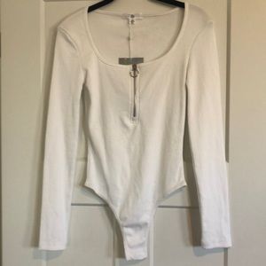 Misguided Zip front scoop neck rib bodysuit,NWT